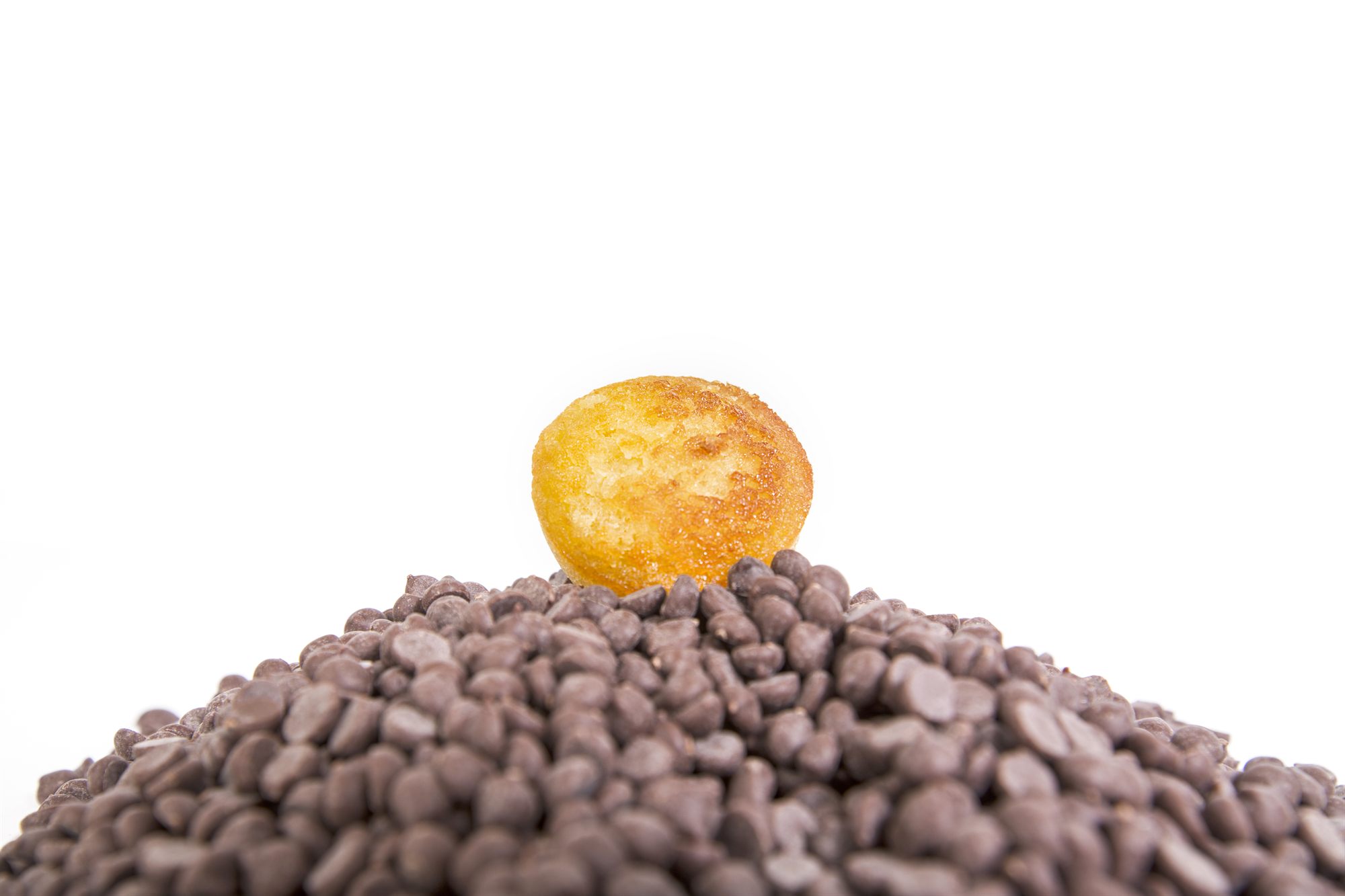 Financier Martiny sur un lit de chocolat